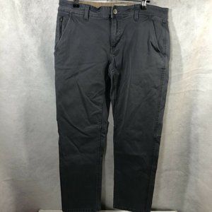 Weatherproof Vintage Grey Pants Straight Fit Size 32x30 EUC Zip Pockets